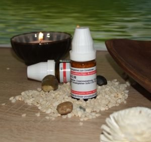 eine Flasche Globuli Klassische Homöopathie
